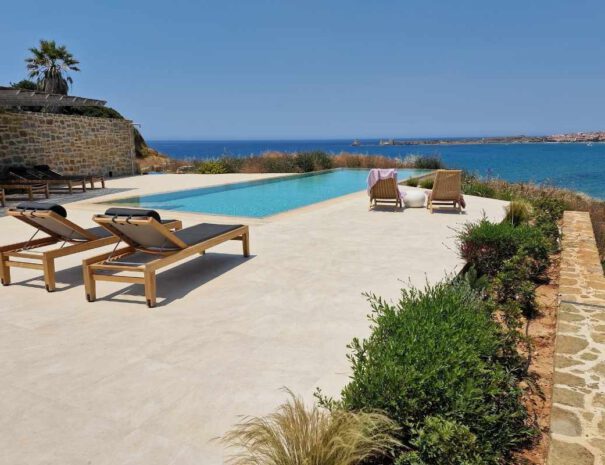 Infinity Pool Methoni